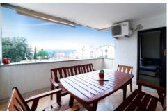 Apartmanok Sara&Neven Apartman 4 – CORATINA foto 3