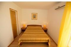 Apartmanok Mery Apartman 1 – AP RAB 4+2 foto 3
