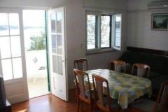 Ház Ana directly by the beach Apartman 2 – APT.B foto 1