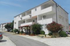 Apartmanok Radic Apartman 1 – PRVI KAT foto 1