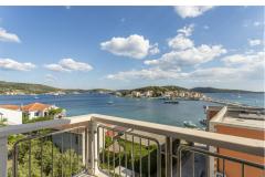 Flores Luxury Suites Apartman 3 – Rose 3 foto 1