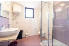 Apartmanok Kiwi Apartman 1 – Violet foto 3