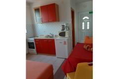 Apartmanok  MaDi  Apartman 3 – Crveni foto 3