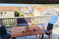 Apartmanok Nina  Apartman 3 – POTKROVLJE foto 2