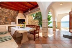 Villa Ratac Beach Apartmanok Szoba 5 – Palms foto 3