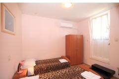 Szobák & apartment Kraljevic Apartman 3 – studio foto 2
