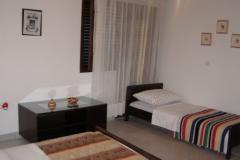 Apartmanok Roviš Apartman 4 – Prizemlje6 foto 3