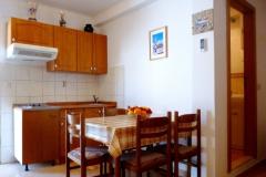 Apartmanok Milan Rogulj Apartman 4 – studio foto 1