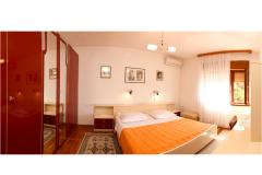 Apartmanok Ćurković Apartman 1 – 2. kat foto 3