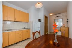 Apartmanok Dijana Apartman 2 – A2+1 foto 4