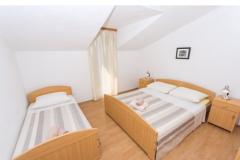 Nakiros Rent Apartman 1 – Brown foto 4