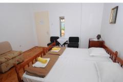 Pansion Jeric Apartman 2 – Studio 4 foto 5