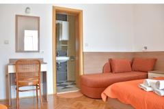Apartmanok Stone  Tučepi  Apartman 3 – A3+1 -102 foto 2