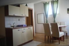 Apartmanok Emi Apartman 1 – zeleni foto 1