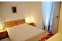 Apartmanok Zdenka Čobrnić Apartman 3 – 2kat 2+2 foto 1