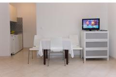 Apartmanok DIANA Apartman 2 – 2 A2+1 foto 3
