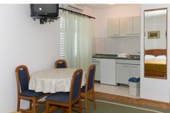 Apartmanok Mihaljević Apartman 3 – 3: A2+1 foto 5