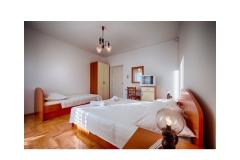 Čobrnić Szobák i Apartmanok Szoba 3 – S3 Balkon+ foto 3