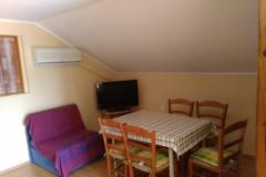 Apartmanok Cestar Apartman 1 – Potkrovlje foto 1