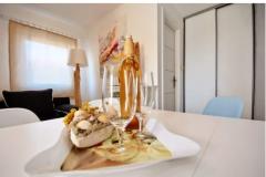 Apartmanok Laura Vir Apartman 3 – Art foto 5
