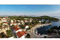 Apartmanok Škugor Apartman 2 – Vesna foto 1