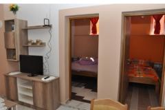 Apartmanok Dora Apartman 1 – Prizemlje foto 4