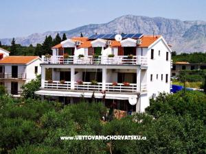 Apartmanok  IDA