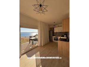 Beachfront Apartmanok A+M