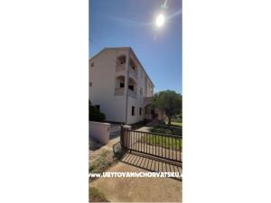 Apartmanok Lili