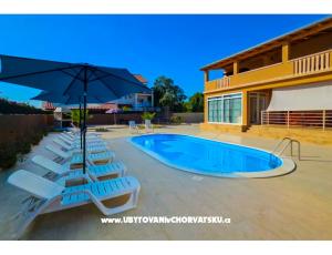 Lucija Retreat - Apartmanok 