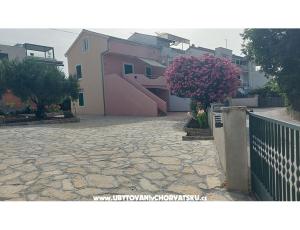 Apartmanok Misulic Turanj
