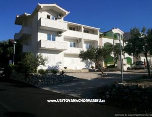 Apartmanok Ivo