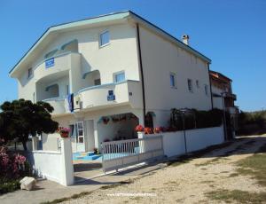 Apartmanok Danijela 