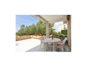 Apartmanok Vrsi, Mulo