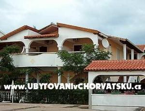Apartmanok Kerovec