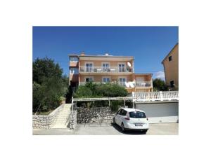 Apartmanok Ana