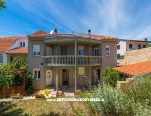 Apartmanok Lucia