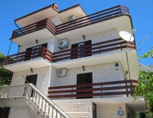 Apartmanok Mladen Duće