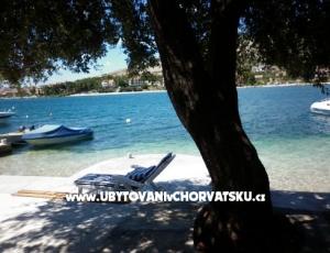 Apartmanok 10 metara od mora