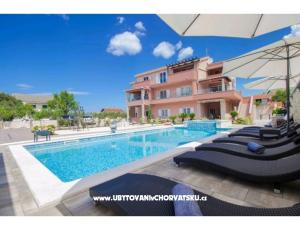 Holiday Apartmanok Danica **** 