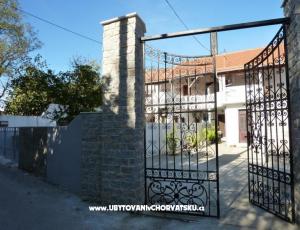 Apartmanok Lucija