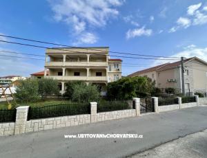 Apartmanok Pičuljan