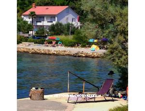 Apartmanok uvala Vardoža