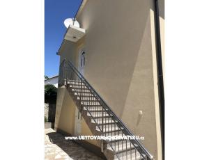 Adria Apartmanok