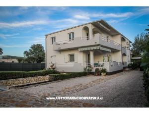 Apartmanok Bartolić