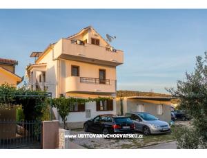 Apartmanok Laim