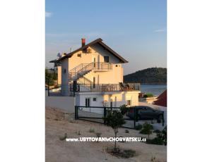 Apartmanok Ruža