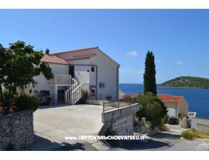 Holiday Apartmanok Lucic