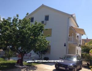 Apartmanok Marina