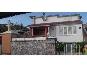 Apartmanok TICA